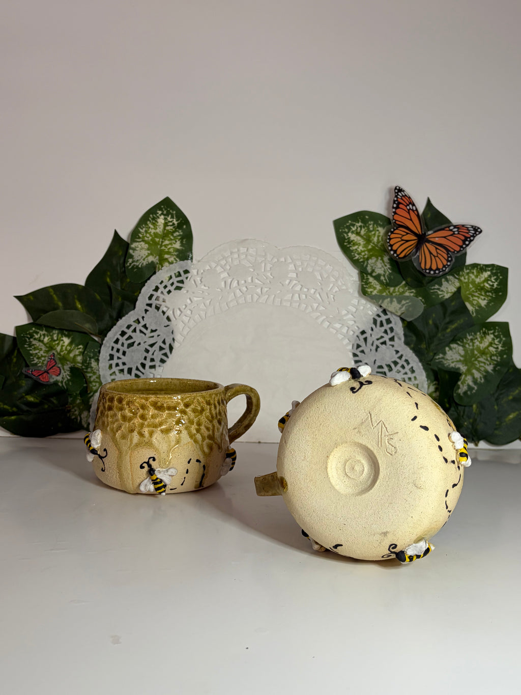 Honey Pot Mug